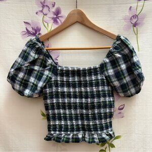 American Eagle Green Plaid Short Puff Sleeve Cropped Smocked Top